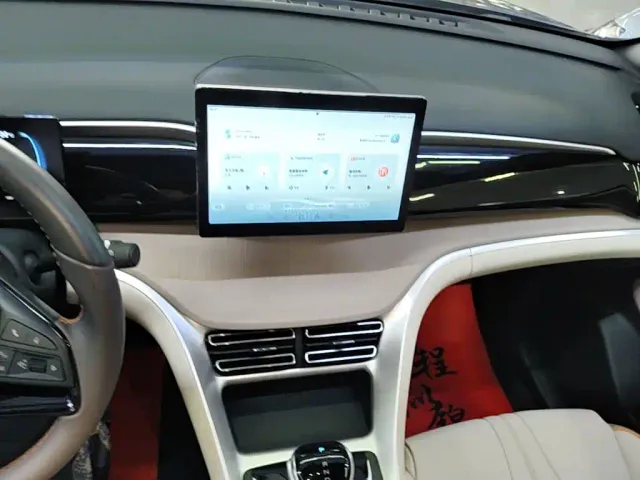 BYD Song Pro — Фото автомобиля 12