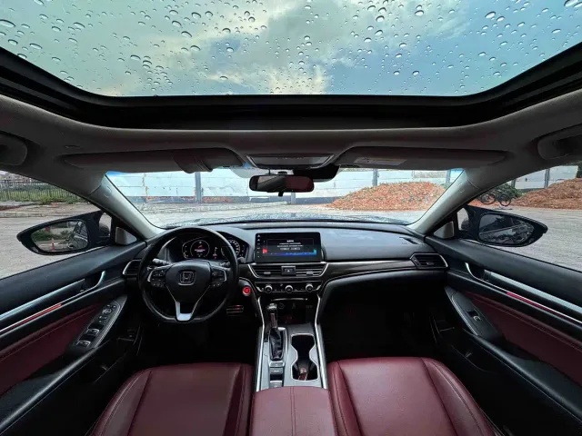 Honda Accord — Фото автомобиля 6