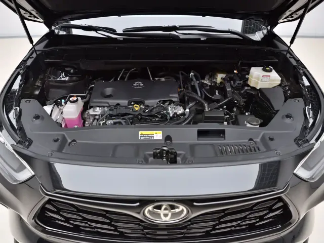 Toyota Highlander — Фото автомобиля 9