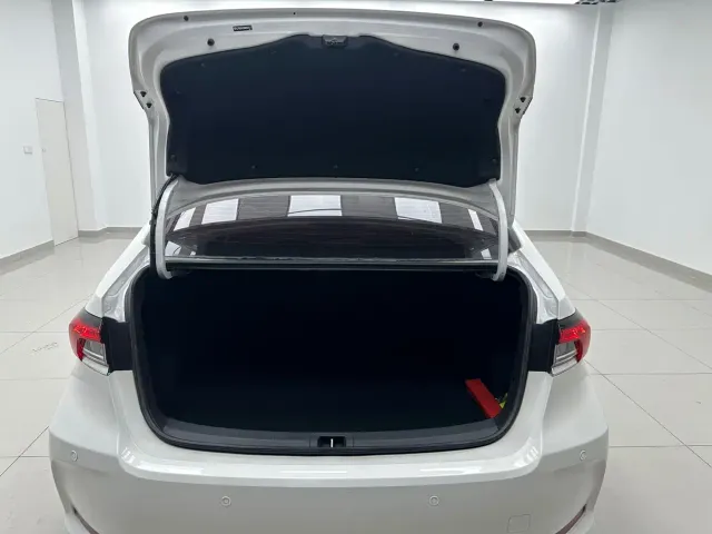 Toyota Corolla — Фото автомобиля 9