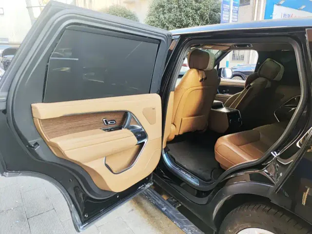 Land Rover Range Rover — Фото автомобиля 7