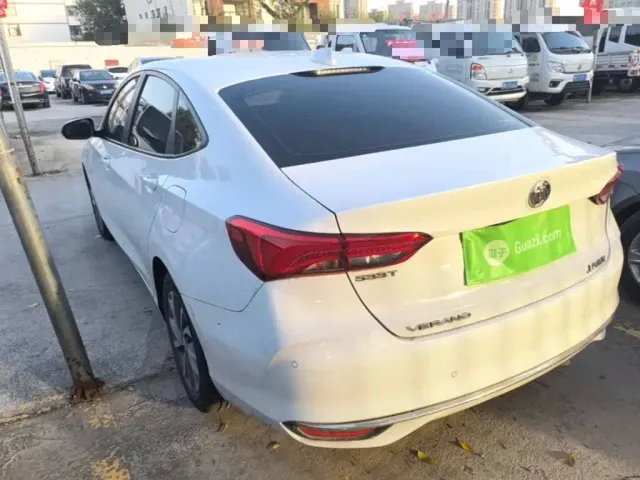 Buick Verano — Фото автомобиля 4