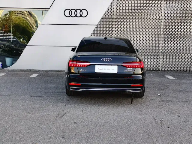 Audi A6L — Фото автомобиля 7