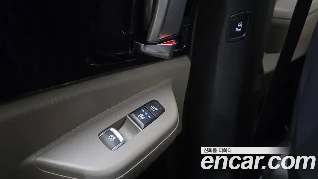 Kia Carnival 4th Gen — Фото автомобиля 18