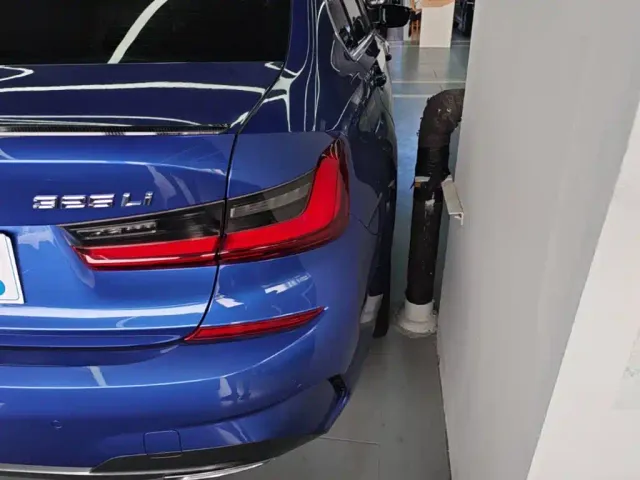 BMW 3 Series — Фото автомобиля 7