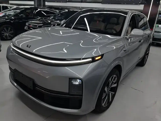 Фотография автомобиля — Li Auto L7