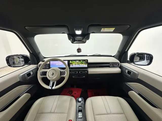 Baojun Yep — Фото автомобиля 17