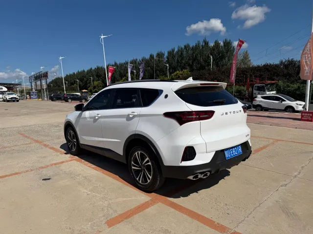 Jetour X70 — Фото автомобиля 6