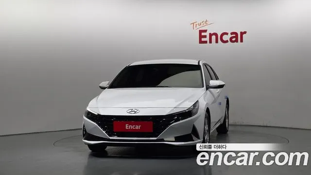 Hyundai AVANTE Avante (CN7) — Фото автомобиля 3