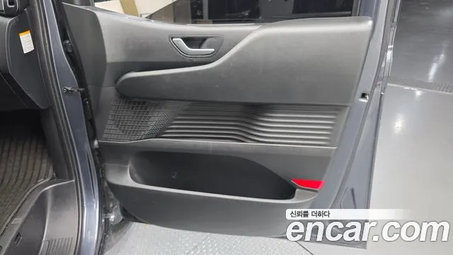 Hyundai Staria Staria — Фото автомобиля 25