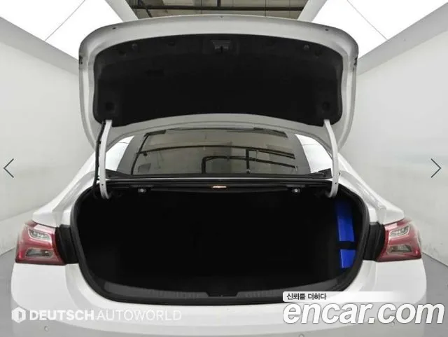 Chevrolet Malibu — Фото автомобиля 19