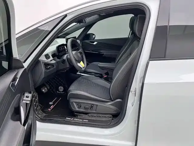 Volkswagen ID.3 — Фото автомобиля 19