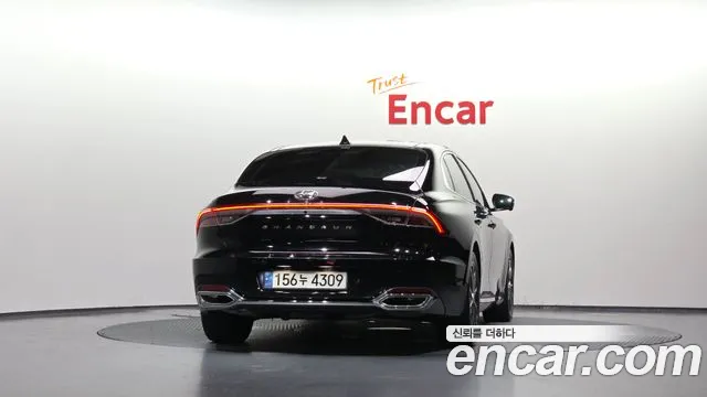 Hyundai Grandeur Новый Grandeur IG — Фото автомобиля 3