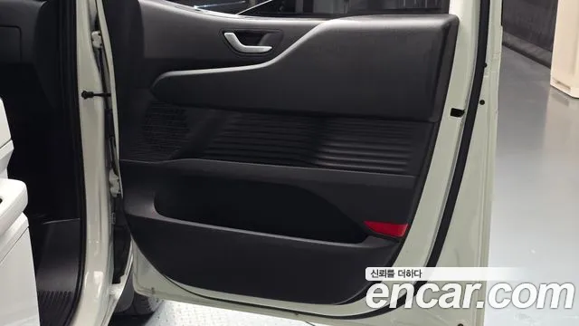 Hyundai Staria — Фото автомобиля 14