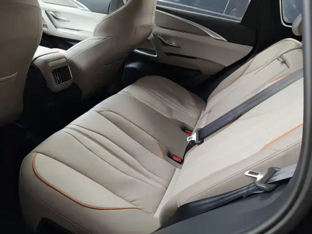 BYD Song Pro — Фото автомобиля 16
