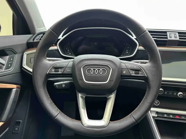 Audi Q3 — Фото автомобиля 17