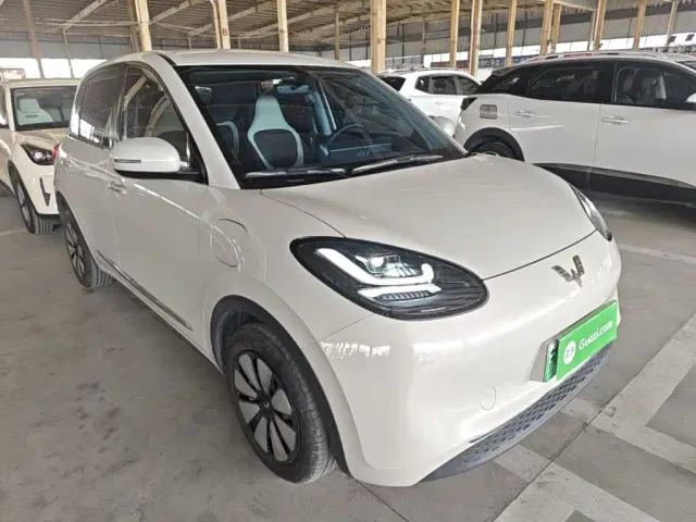 Wuling Bingo — Фото автомобиля 3