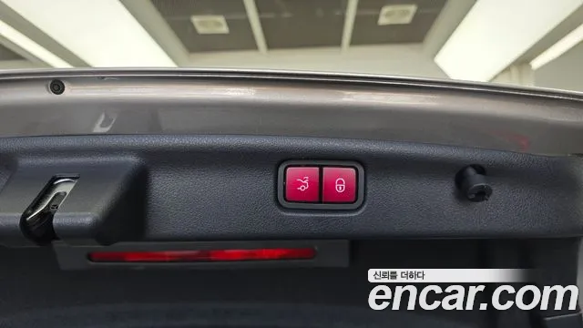 Mercedes-Benz C-Class — Фото автомобиля 28