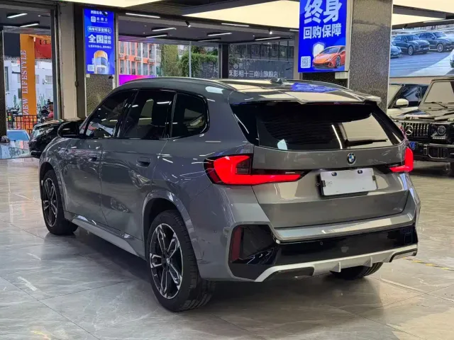 BMW X1 — Фото автомобиля 12
