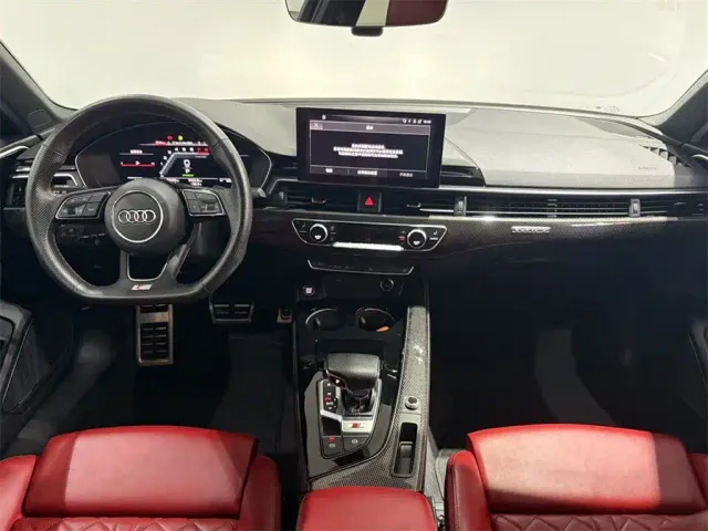 Audi S4 — Фото автомобиля 6