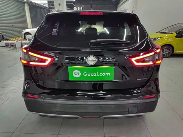 Nissan Qashqai — Фото автомобиля 5