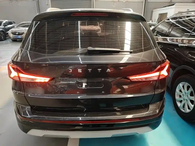 Jetta VS7 — Фото автомобиля 5