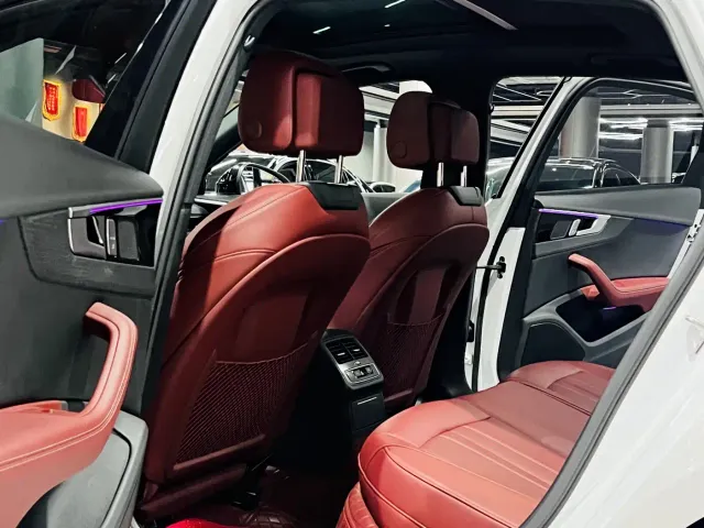 Audi A4L — Фото автомобиля 6