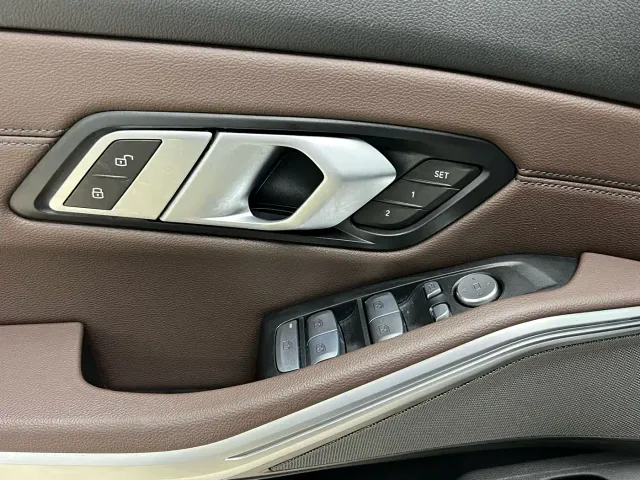 BMW 3 Series — Фото автомобиля 20