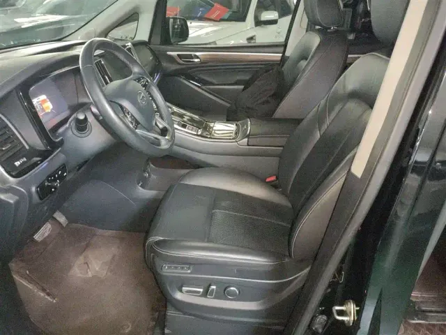 GAC Trumpchi M8 — Фото автомобиля 10