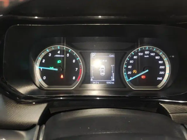 Changan Oushang X5 — Фото автомобиля 11