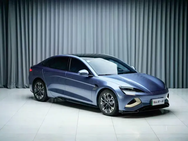 BYD Seal — Фото автомобиля 3