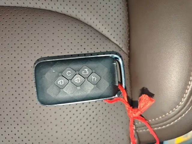 Wuling Starlight 730 — Фото автомобиля 8