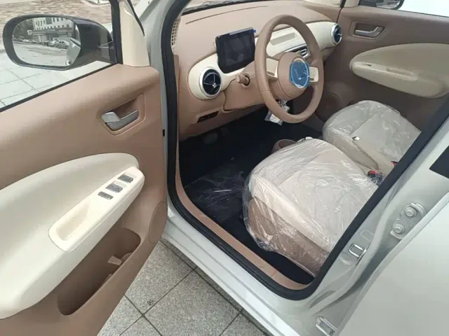 Wuling Hongguang Mini EV — Фото автомобиля 15