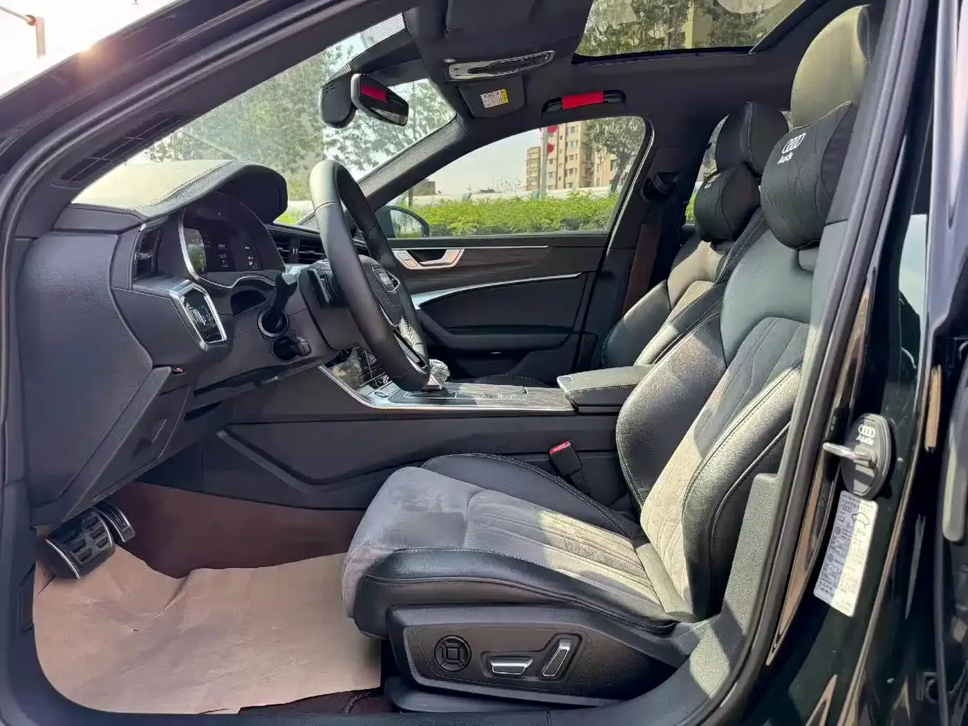 Audi Audi A6L 2023 55 TFSI quattro Exclusive Elegance — Фото автомобиля 4
