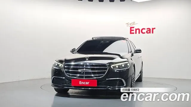 Mercedes-Benz S-Class — Фото автомобиля 3