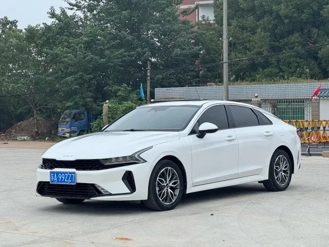 Фотография автомобиля — Kia K5