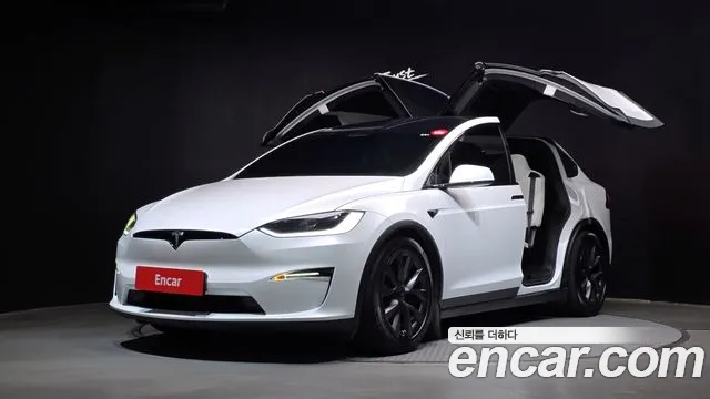 Фотография автомобиля — Tesla Model X