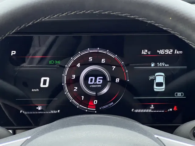 Hyundai Elantra 2021 1.5L CVT LUX Premium Edition — Фото автомобиля 20