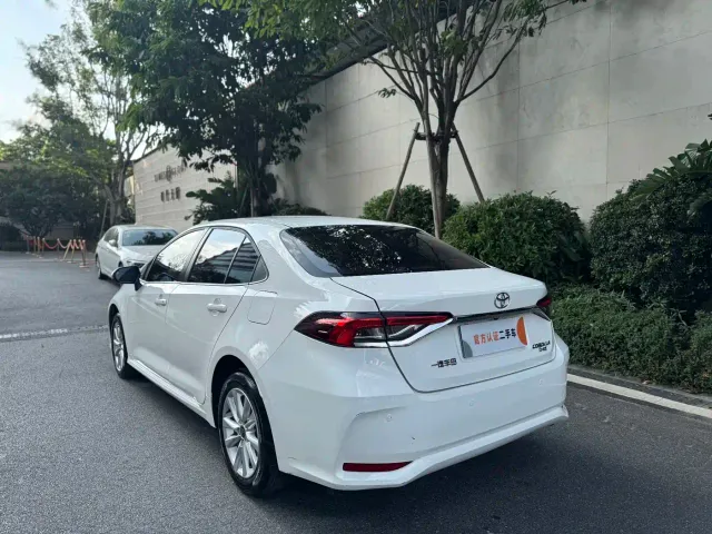 Toyota Corolla — Фото автомобиля 4