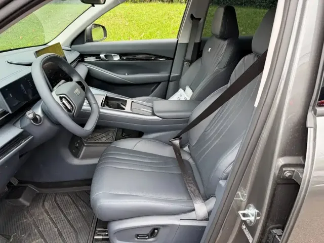 Geely Galaxy E5 — Фото автомобиля 8