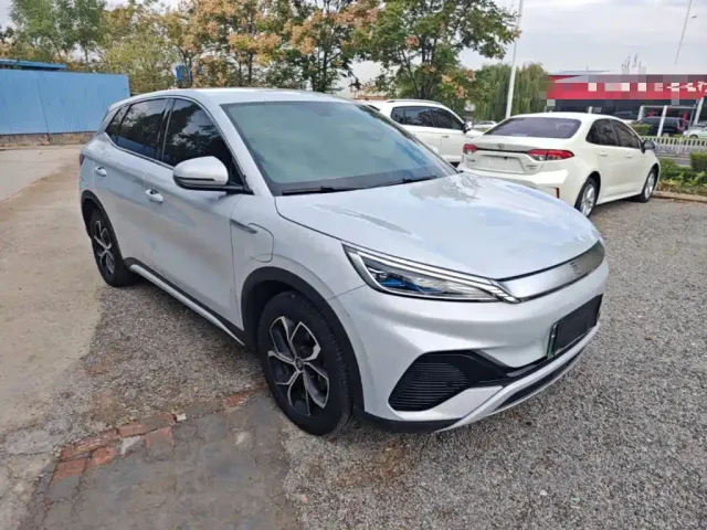BYD Yuan PLUS — Фото автомобиля 3
