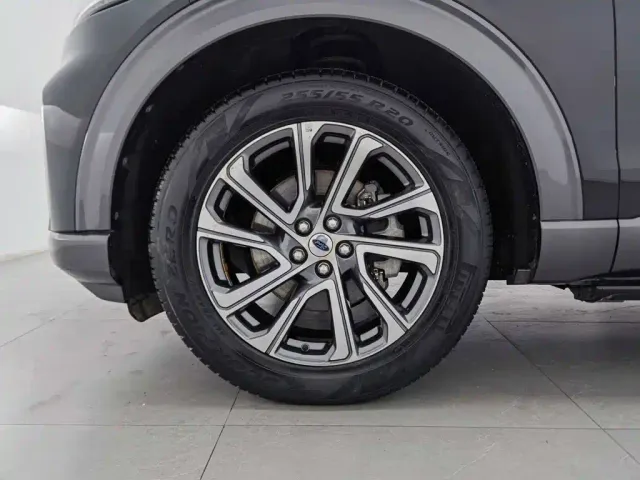 Ford Explorer — Фото автомобиля 17