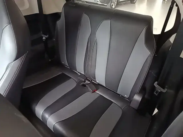 Roewe Clever — Фото автомобиля 16