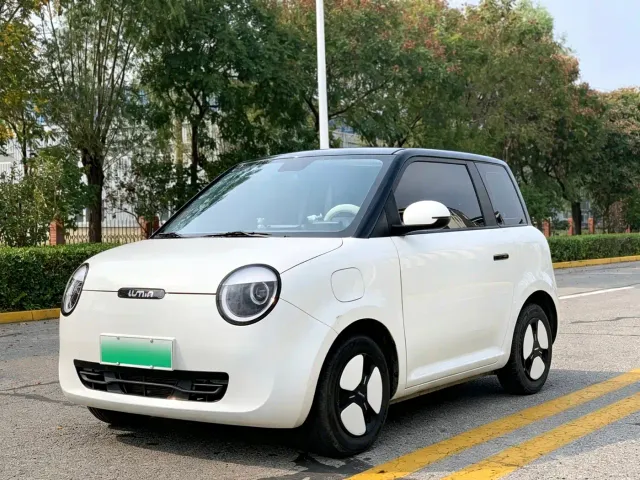 Фотография автомобиля — Changan Lumin