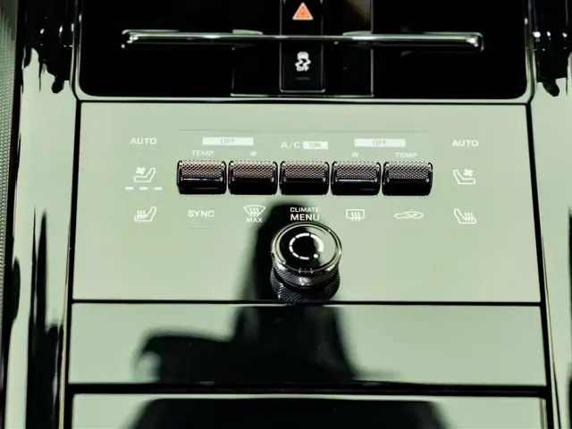 Porsche Panamera — Фото автомобиля 15