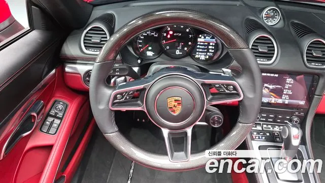 Porsche 718 — Фото автомобиля 14
