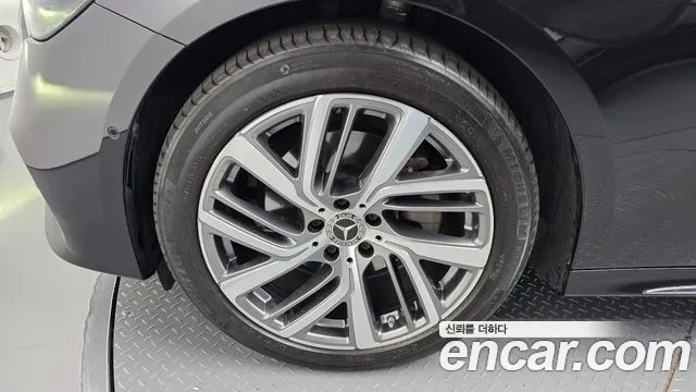 Mercedes-Benz E-Class W214 — Фото автомобиля 5