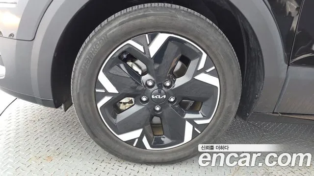 Kia Niro — Фото автомобиля 5