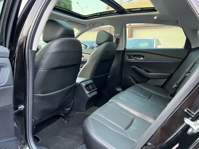 Honda Accord — Фото автомобиля 8