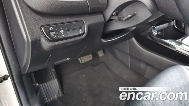 Kia Seltos New — Фото автомобиля 18